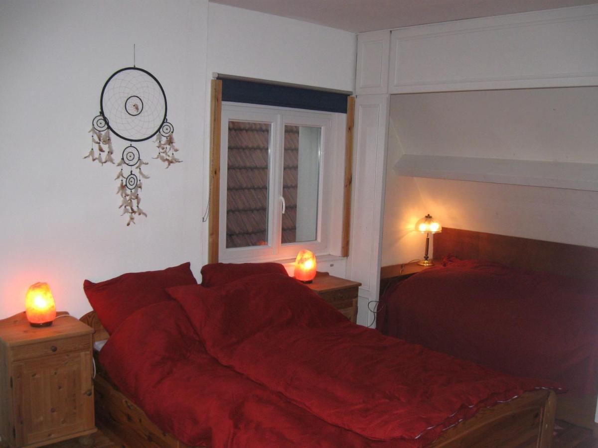Familiensuite, Zwei Zimmer, Mitbenutzung Von Kuche Und Bad Rott Buitenkant foto