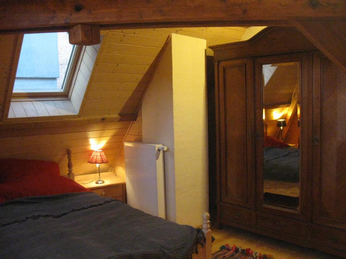 Familiensuite, Zwei Zimmer, Mitbenutzung Von Kuche Und Bad Rott Buitenkant foto