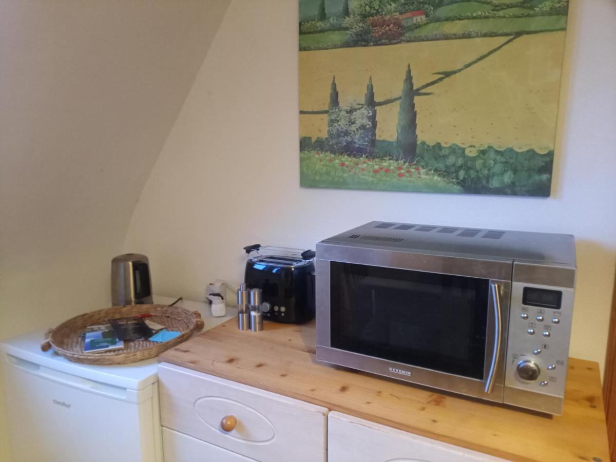 Familiensuite, Zwei Zimmer, Mitbenutzung Von Kuche Und Bad Rott Buitenkant foto